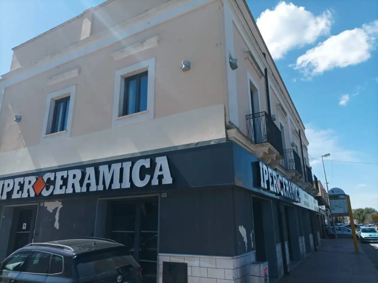Ufficio in Via Cesare Battisti 1018 Taranto, Taranto, {3} - Foto 1