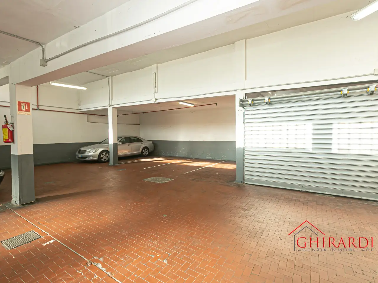 Parcheggio chiuso in Via Celesia 74r, Genova, {3} - Foto 1