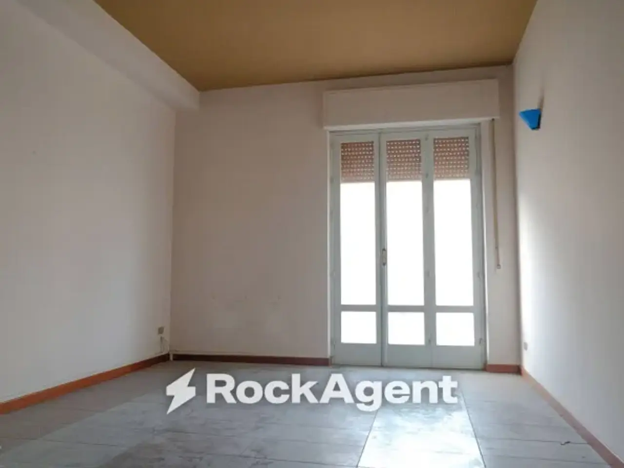 Magazzino in Via Spinazzola 25, Gravina In Puglia, {3} - Foto 2