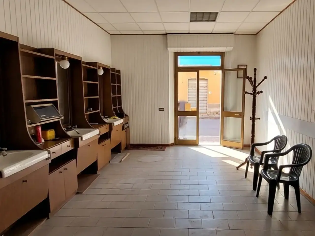 Locale commerciale in , Casciana Terme Lari, {3} - Foto 1
