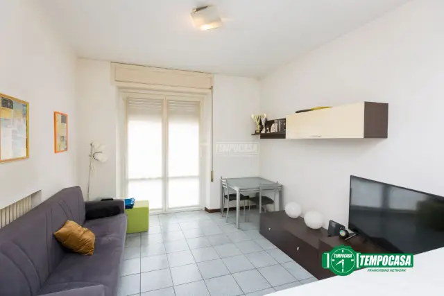 Zweizimmerwohnung in Via Indipendenza 2/d, Busto Arsizio - Foto 1