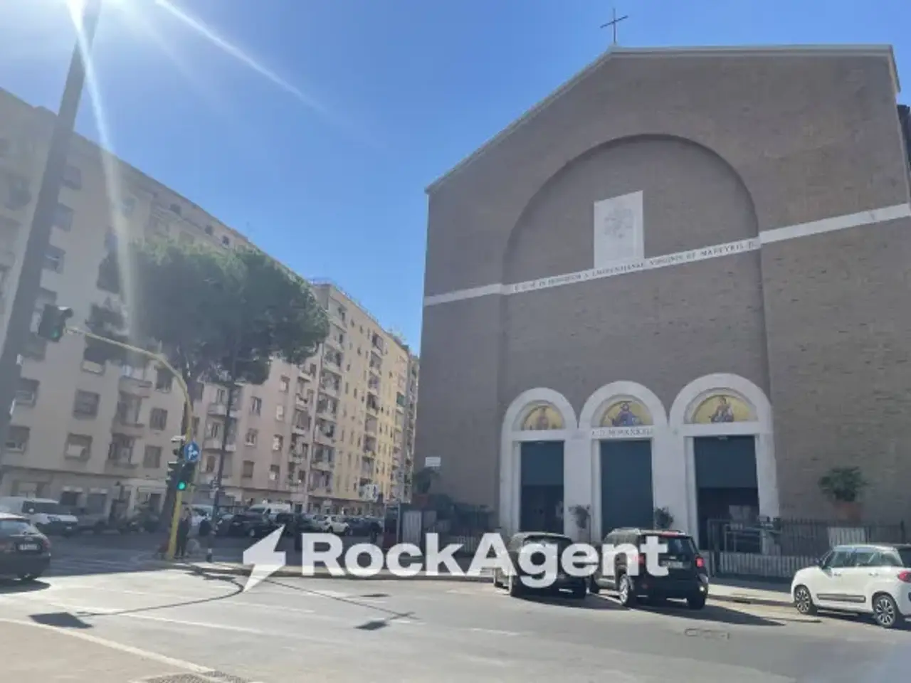 Abbigliamento in , Roma, {3} - Foto 1