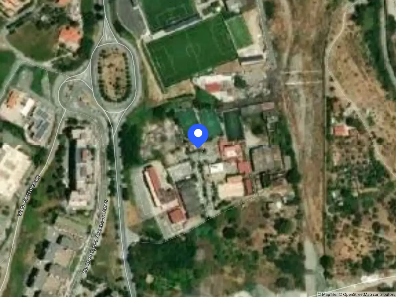 Fabbricato misto in Viale Lucrezia della Valle, 102, 88100 Catanzaro Cz, Italia 102, Catanzaro, {3} - Foto 1