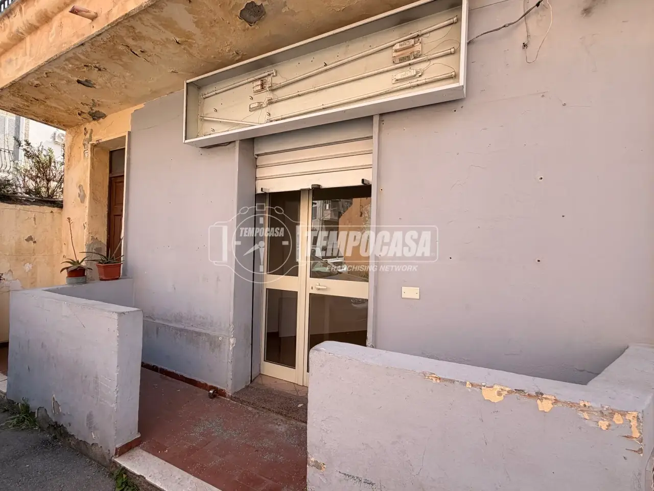 Negozio in Località Tremestieri 175, Messina, {3} - Foto 1