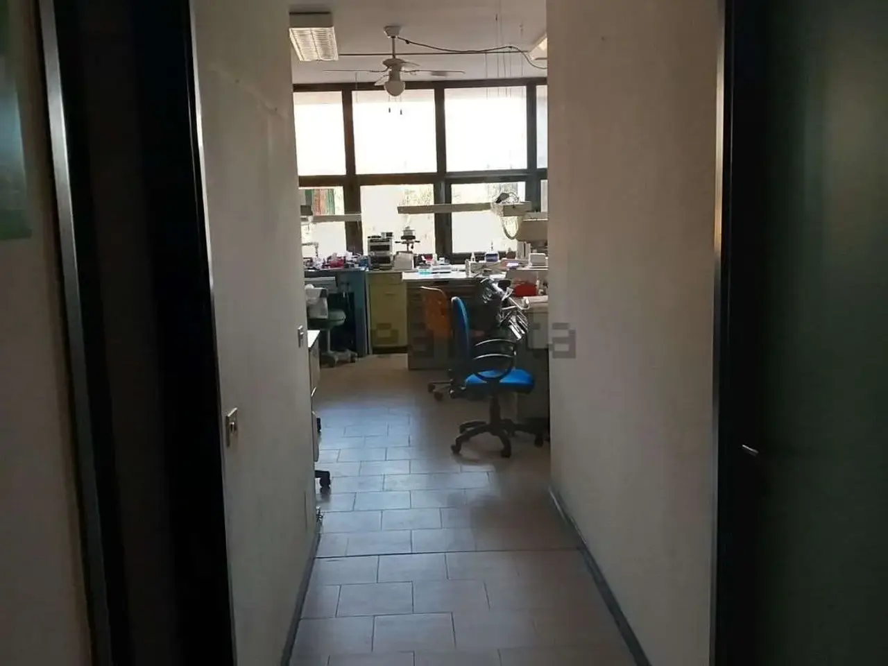 Palazzina commerciale in , Reggio Emilia, {3} - Foto 2