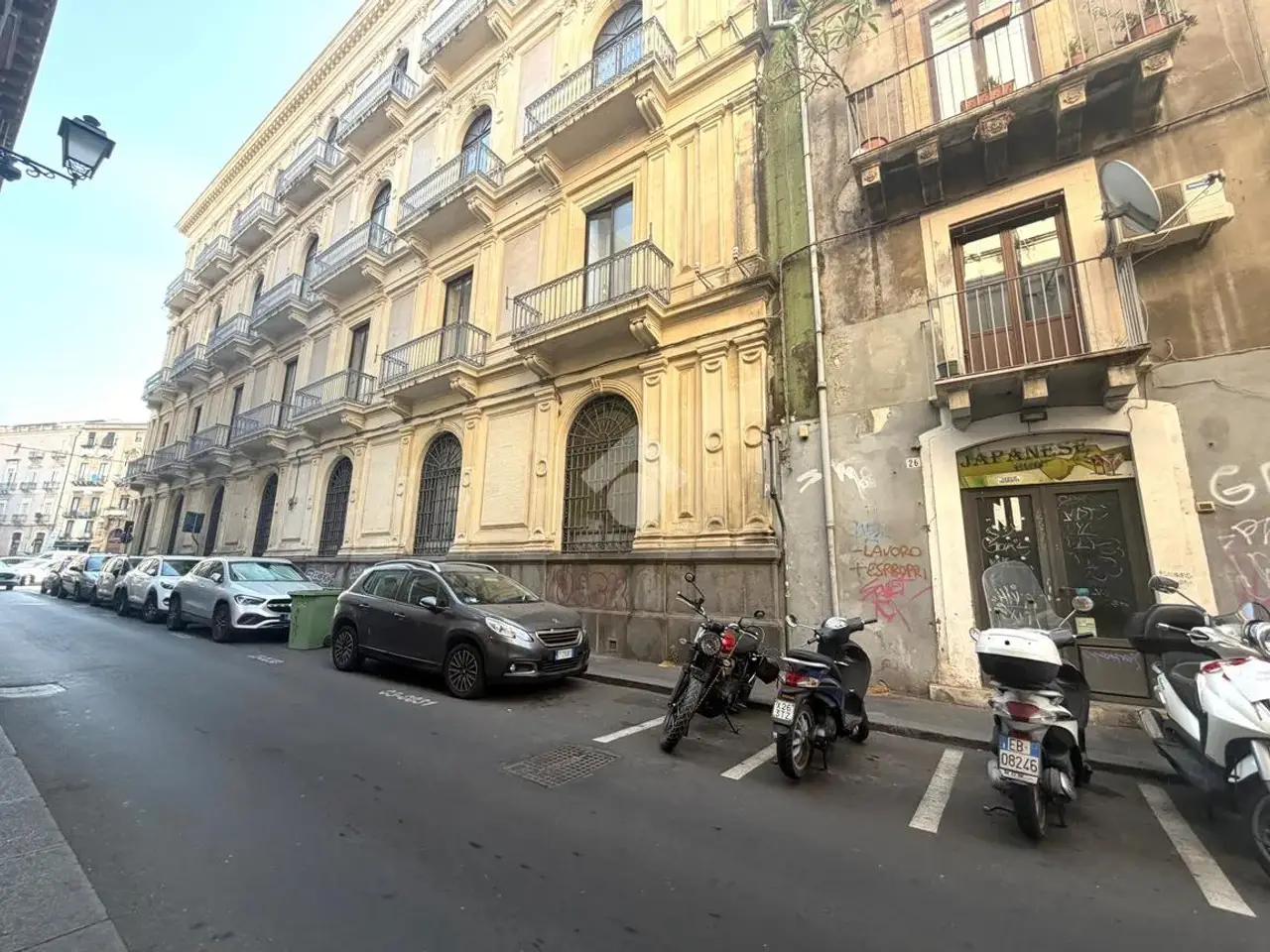 Negozio in Via Antonio Mancini 24, Catania, {3} - Foto 1