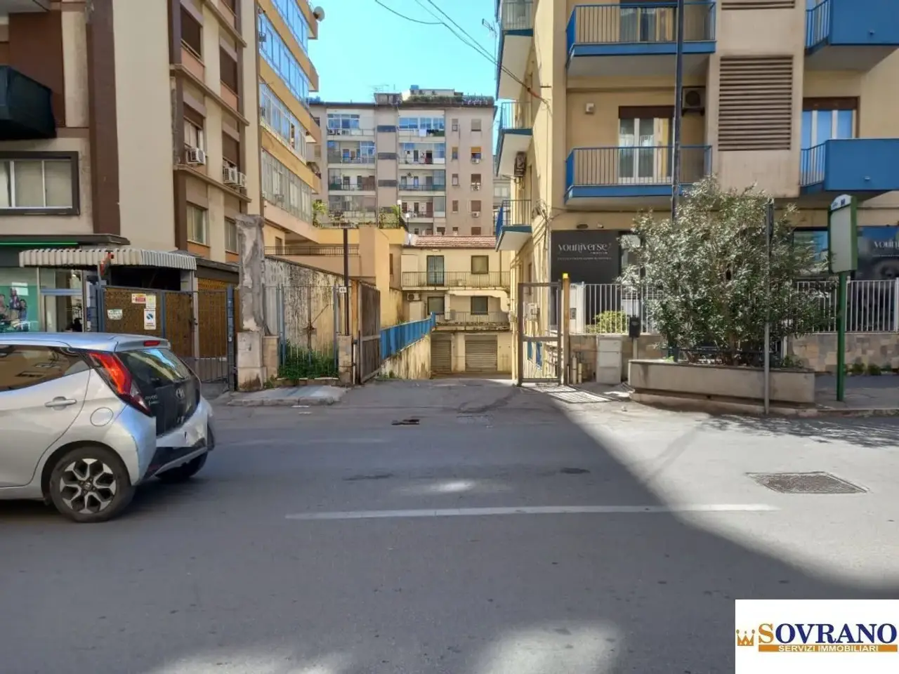 Negozio in Via Notarbartolo 44/B, Palermo, {3} - Foto 2