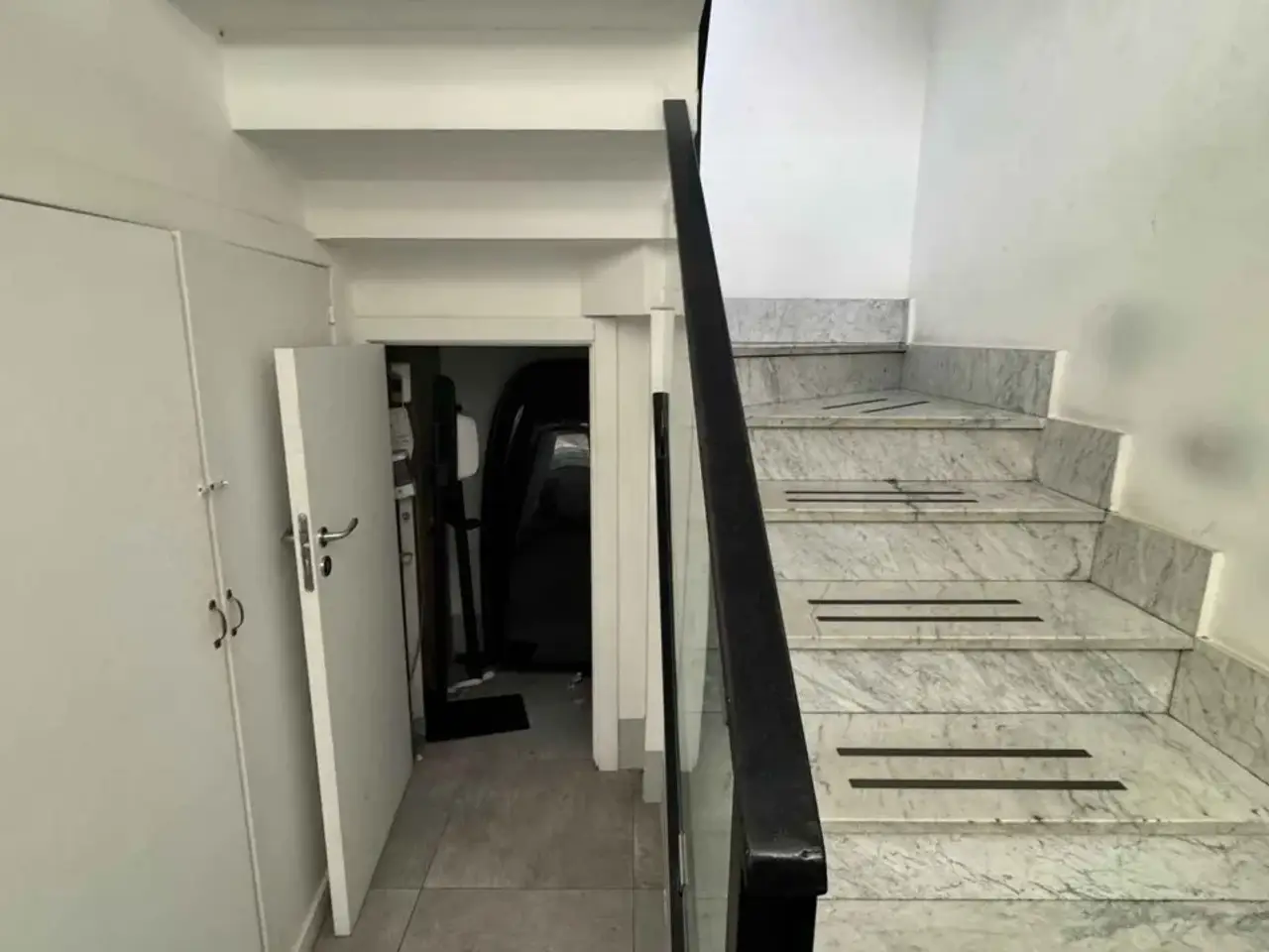 Palazzina commerciale in , Napoli, {3} - Foto 2