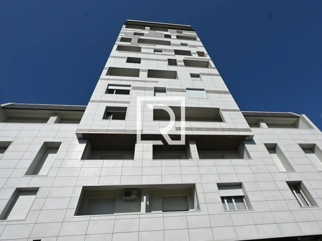 Palazzina commerciale in Magazzini Posteriori 12, Ravenna, {3} - Foto 2