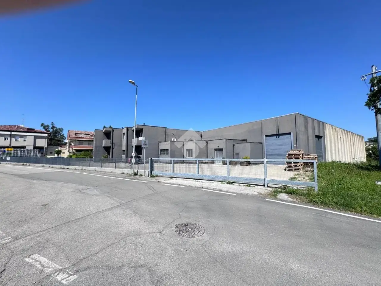 Capannone in Via Torquato Tasso 11, Coriano, {3} - Foto 2