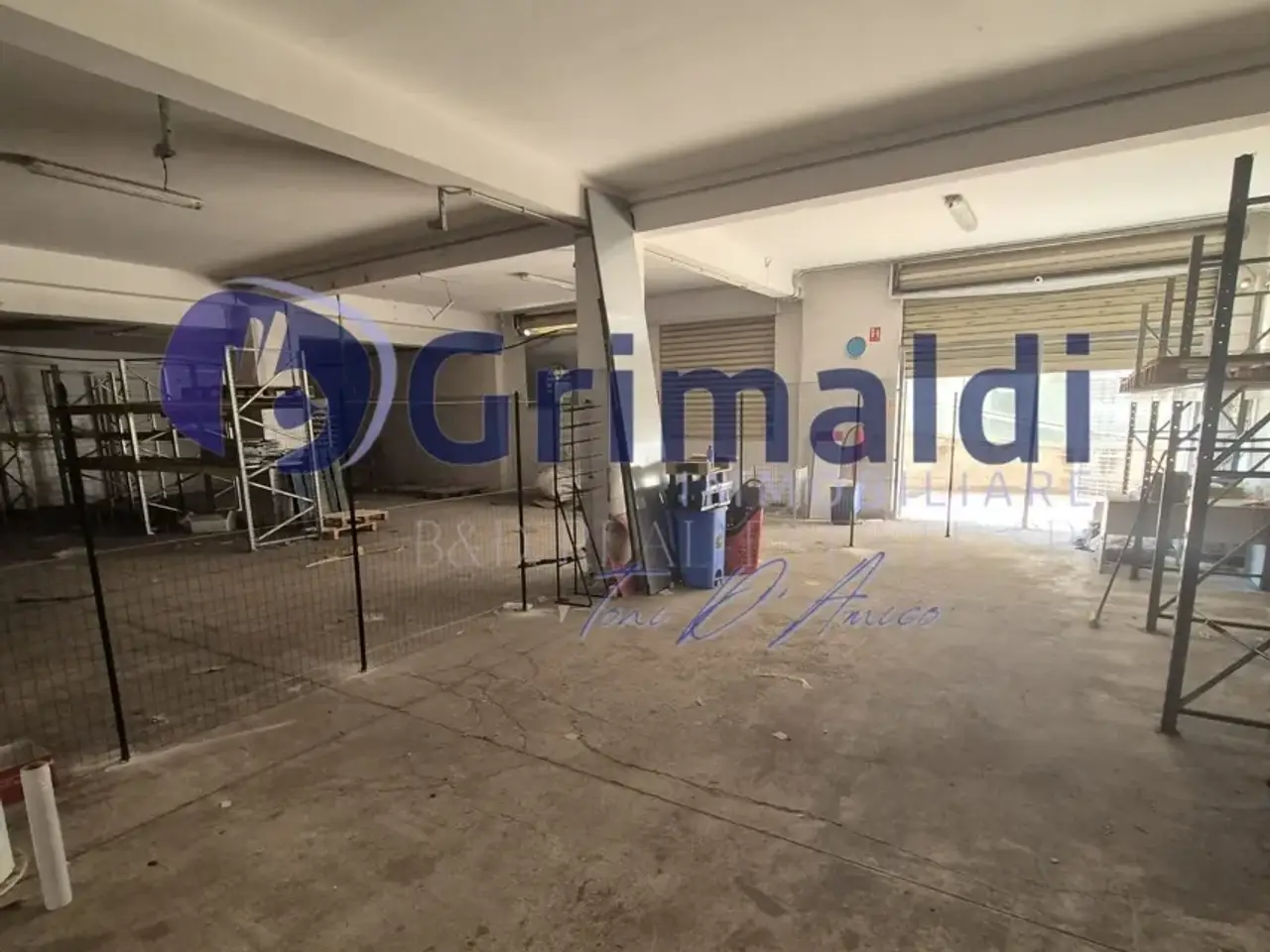 Magazzino in Via Falcone - Morvillo 00, Bagheria, {3} - Foto 1