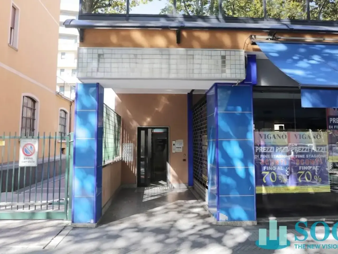 Negozio in Viale Casiraghi 115, Sesto San Giovanni, {3} - Foto 1