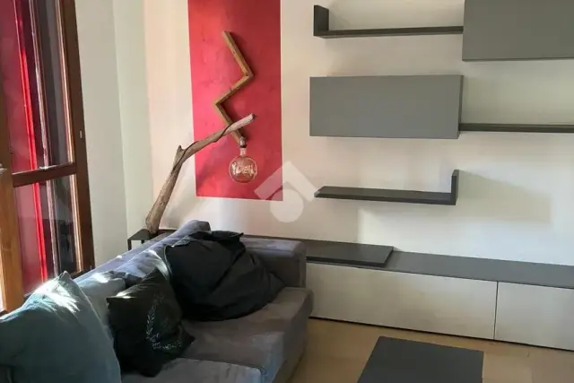 insertion image
