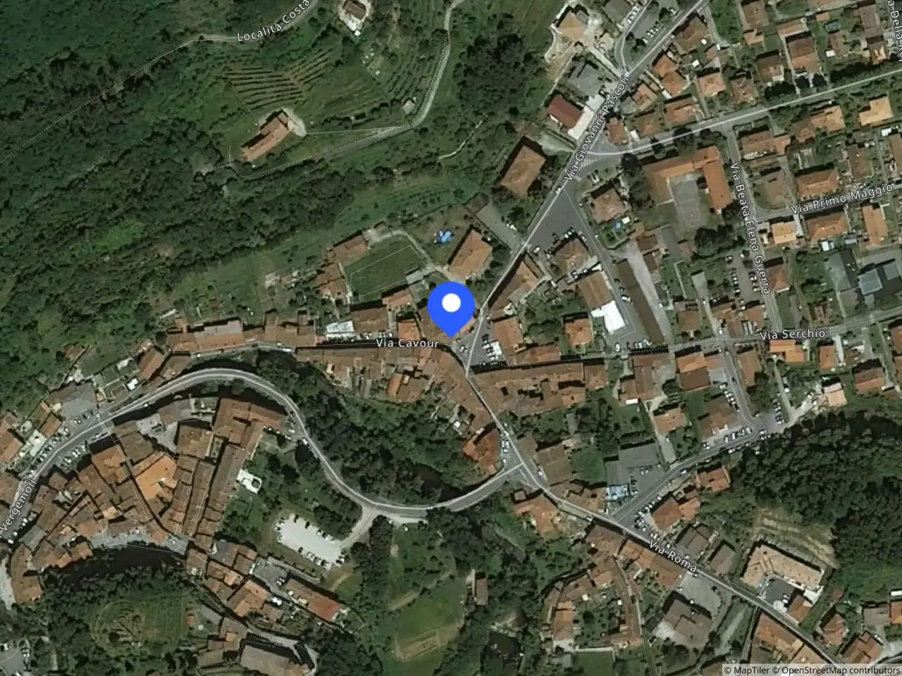 Magazzino in Piazza Vittorio Emanuele II, 3 3, Gallicano, {3} - Foto 1