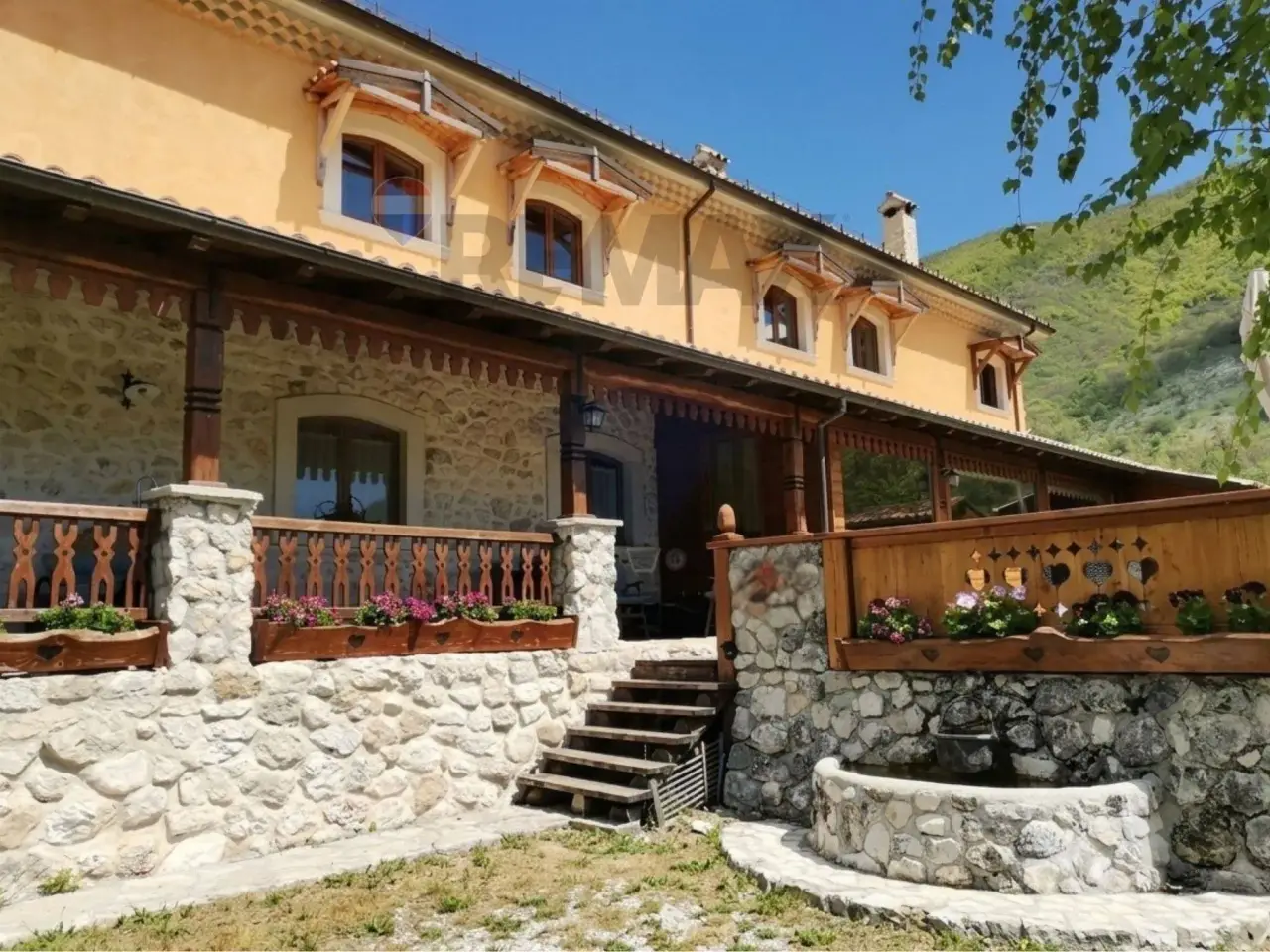 Esercizio commerciale in Strada Comunale dal Perito alle Campitelle Snc, Villetta Barrea, {3} - Foto 1