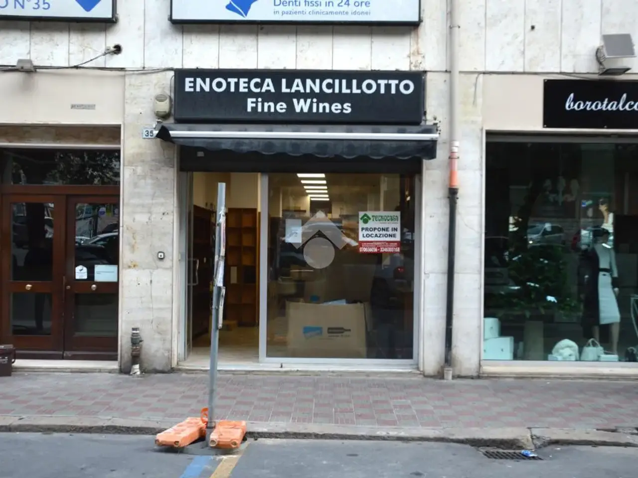 Negozio in Via Antonio Pacinotti 33, Cagliari, {3} - Foto 1