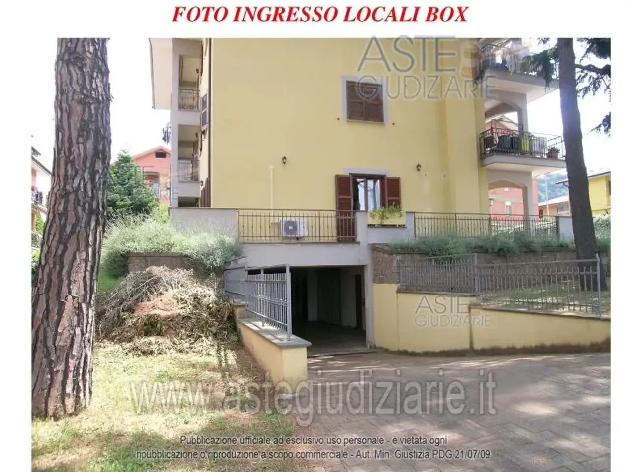 Garage in Via Antonio Gramsci, 250, 00075 Lanuvio Rm, Italia 250, Lanuvio, {3} - Foto 1