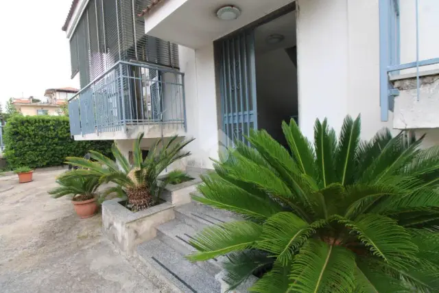 4-room flat in Via Casa dell'Acqua 47, Volla - Photo 1