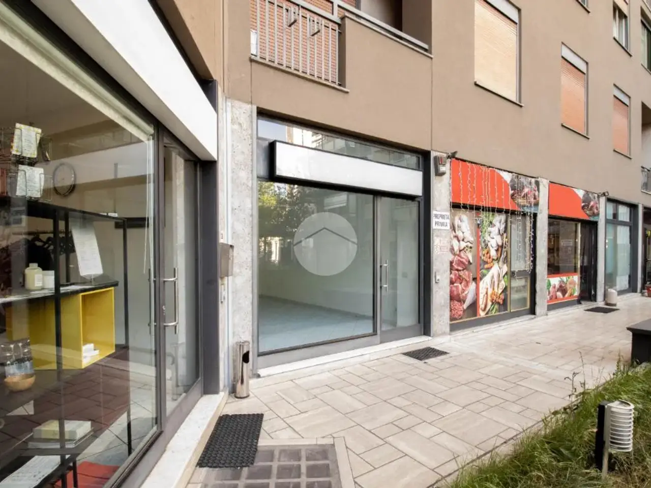 Negozio in Piazza Garibaldi 22, Crema, {3} - Foto 2