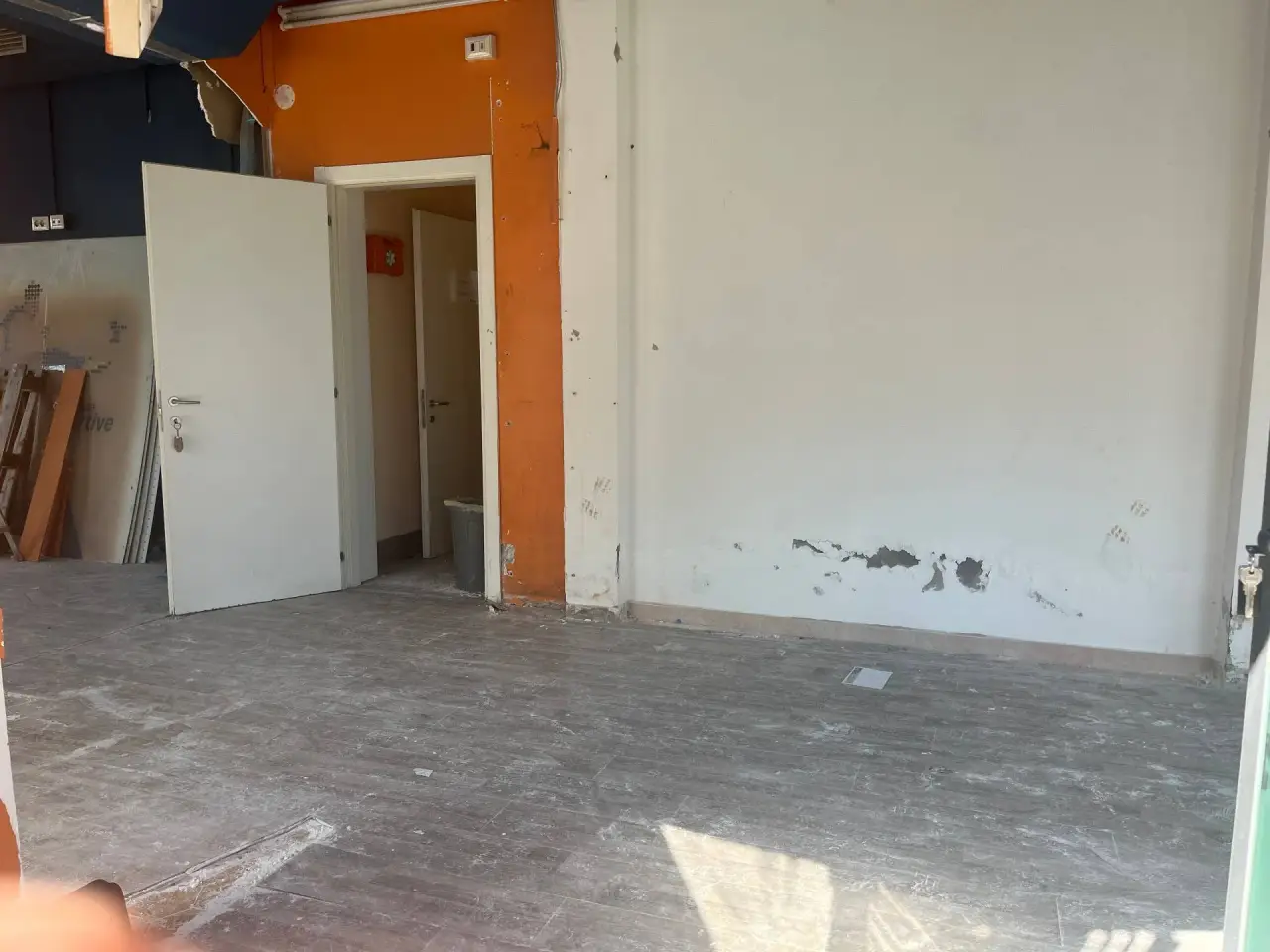 Esercizio commerciale in Via Provinciale Vicarese 12, Vicopisano, {3} - Foto 2