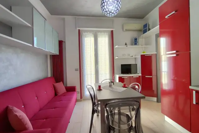 2-room flat in {3}, Corso Europa - Photo 1