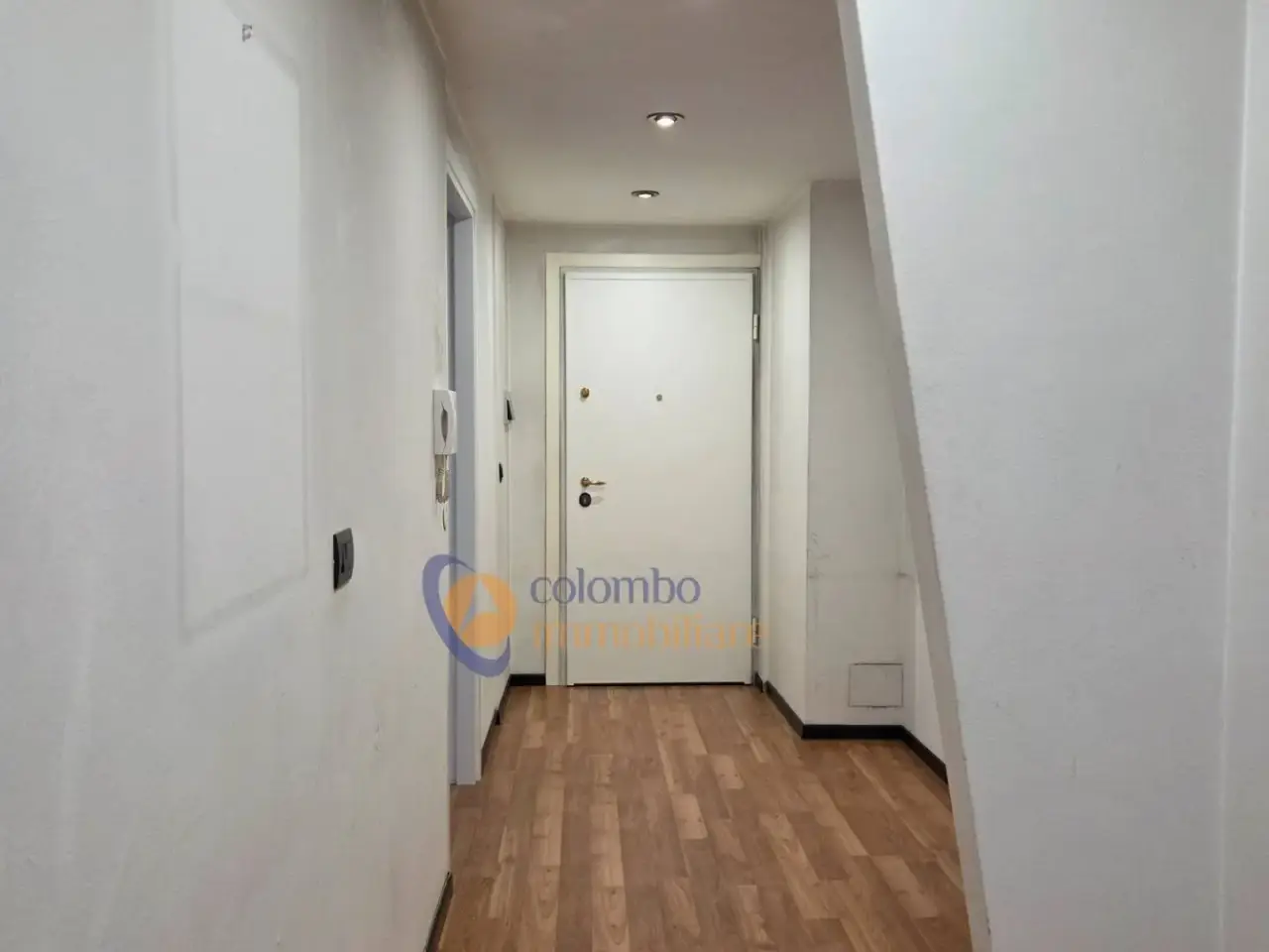 Ufficio in Viale Armando Diaz 36, Busto Arsizio, {3} - Foto 2