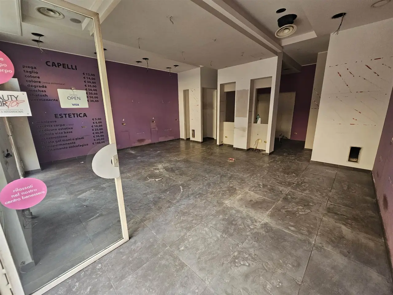 Negozio in , Salerno, {3} - Foto 2