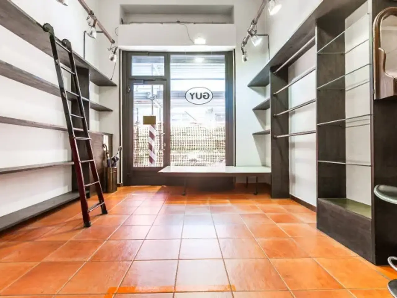 Negozio in Via Piero della Francesca 42, Milano, {3} - Foto 2