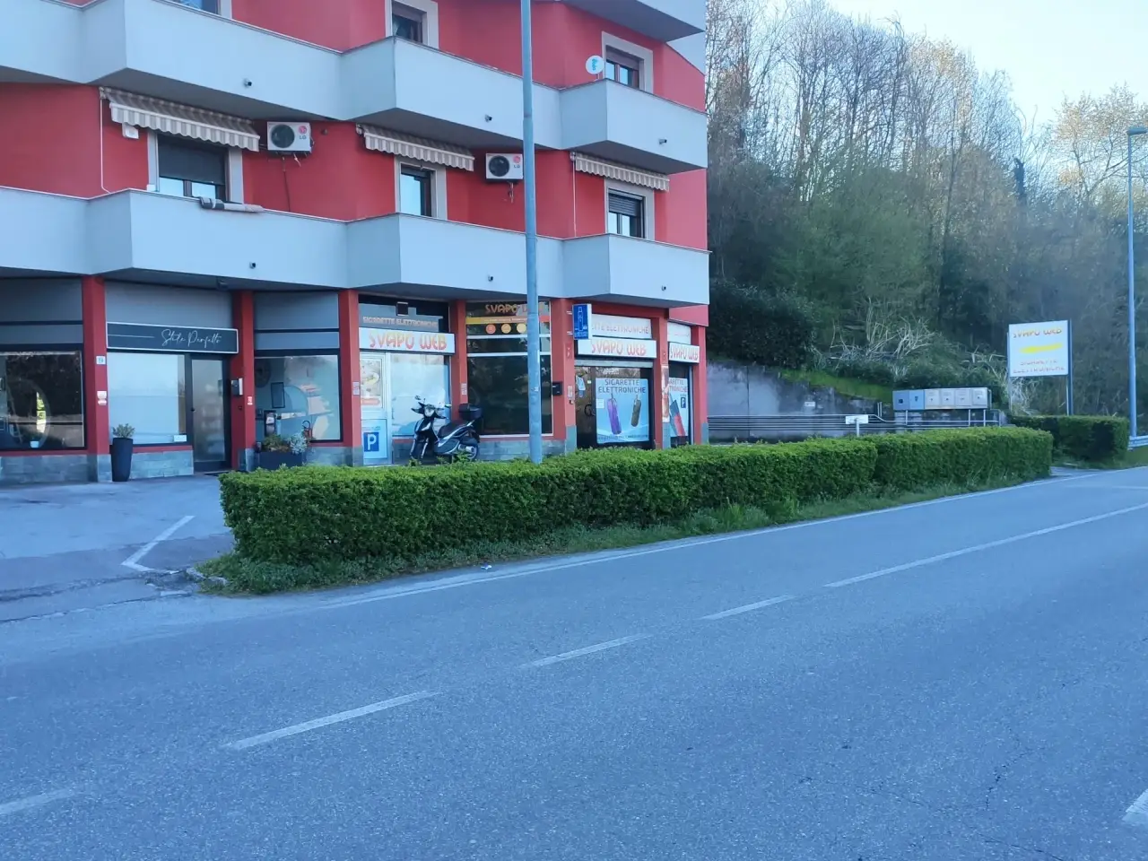 Tabaccheria in Via Canturina  9, Senna Comasco, {3} - Foto 1