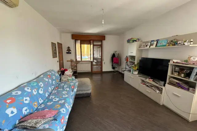 4-room flat in {3}, - Photo 1