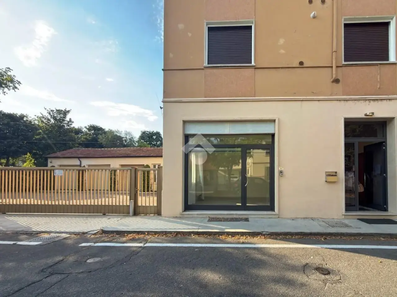 Negozio in Via Guido Pagani 3, Piacenza, {3} - Foto 1