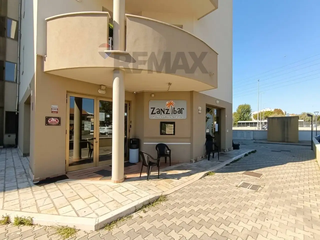 Esercizio commerciale in Via Nazionale Adriatica Nord 147 a, Francavilla Al Mare, {3} - Foto 1