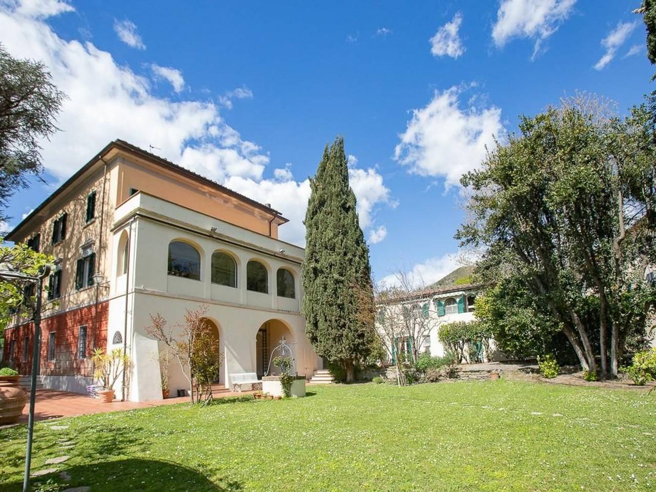 negozio in vendita a Pisa in zona Centro Storico