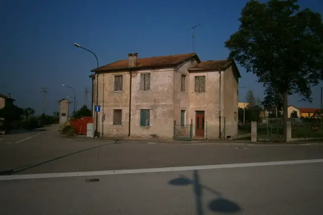 Terraced house in {3}, Via G. Matteotti N. 20 Bis - Cavarzere - Photo 1