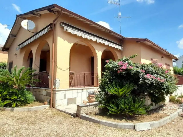 Villa in Via Ariana, Velletri - Foto 1