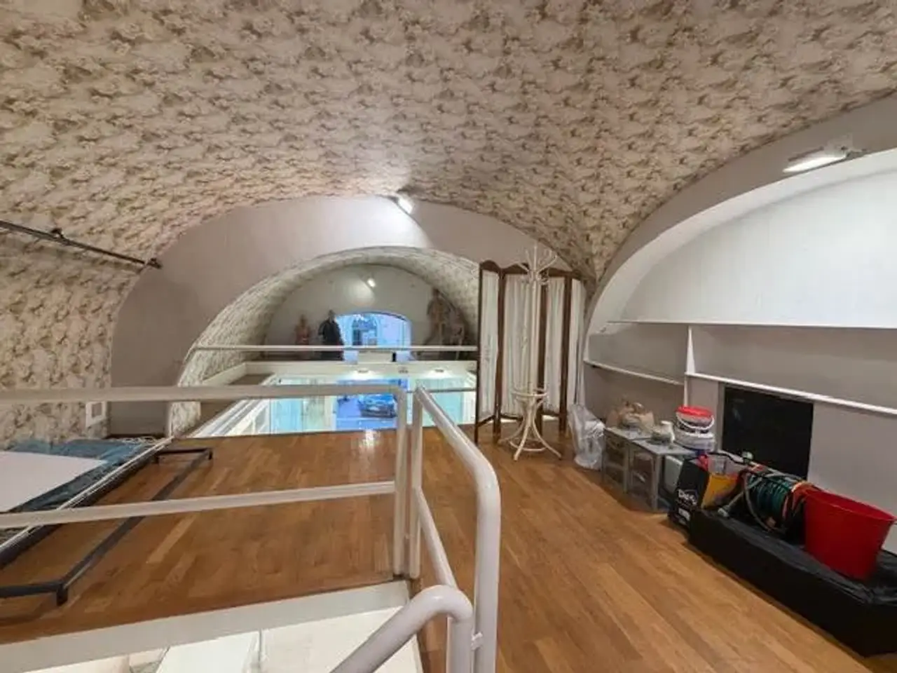 Negozio in Via P Amedeo, Bari, {3} - Foto 1