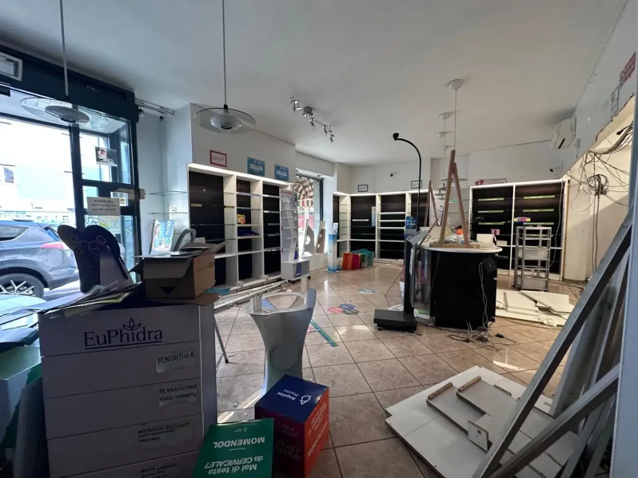 Locale commerciale in , Pisa, {3} - Foto 1