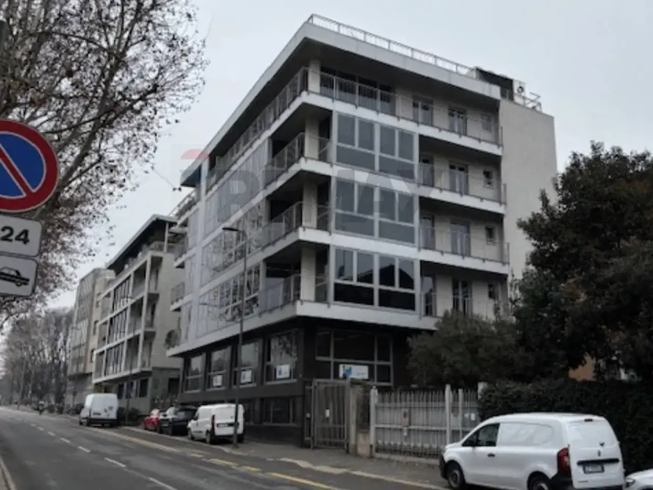 Ufficio in Viale Lunigiana 40, Milano, {3} - Foto 1