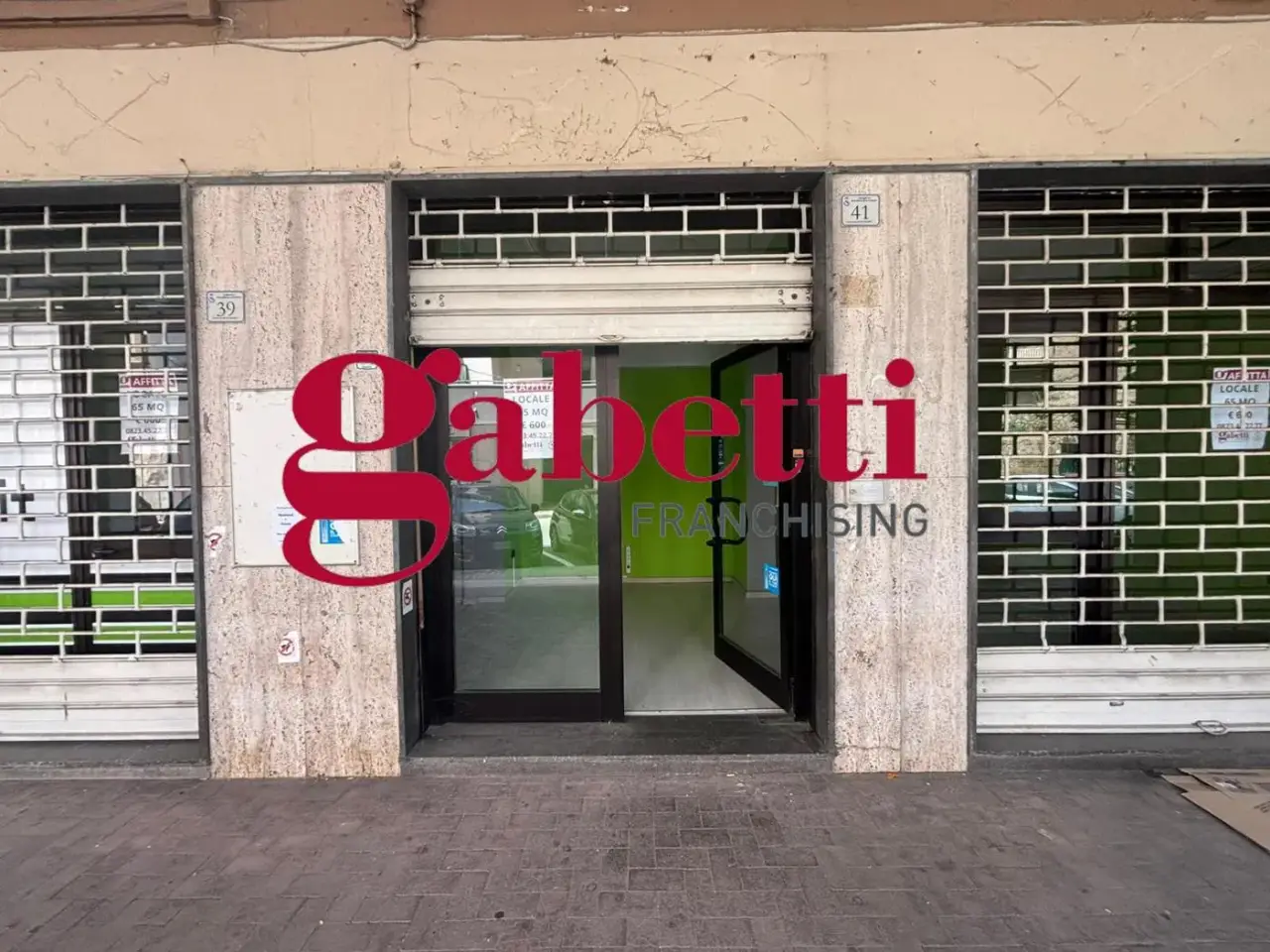 Negozio in Corso De Gasperi 39, San Nicola La Strada, {3} - Foto 2