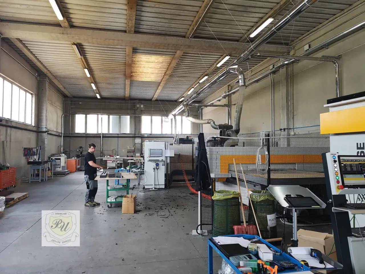 Capannone in Via delle Industrie, Sant'Elena, {3} - Foto 2