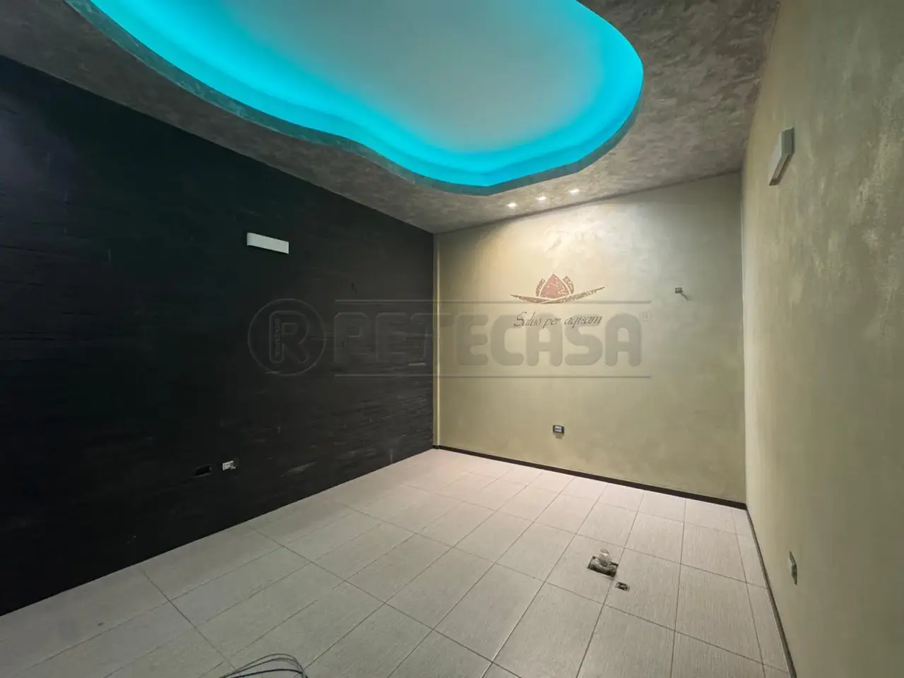 Palazzina commerciale in , Bassano Del Grappa, {3} - Foto 1