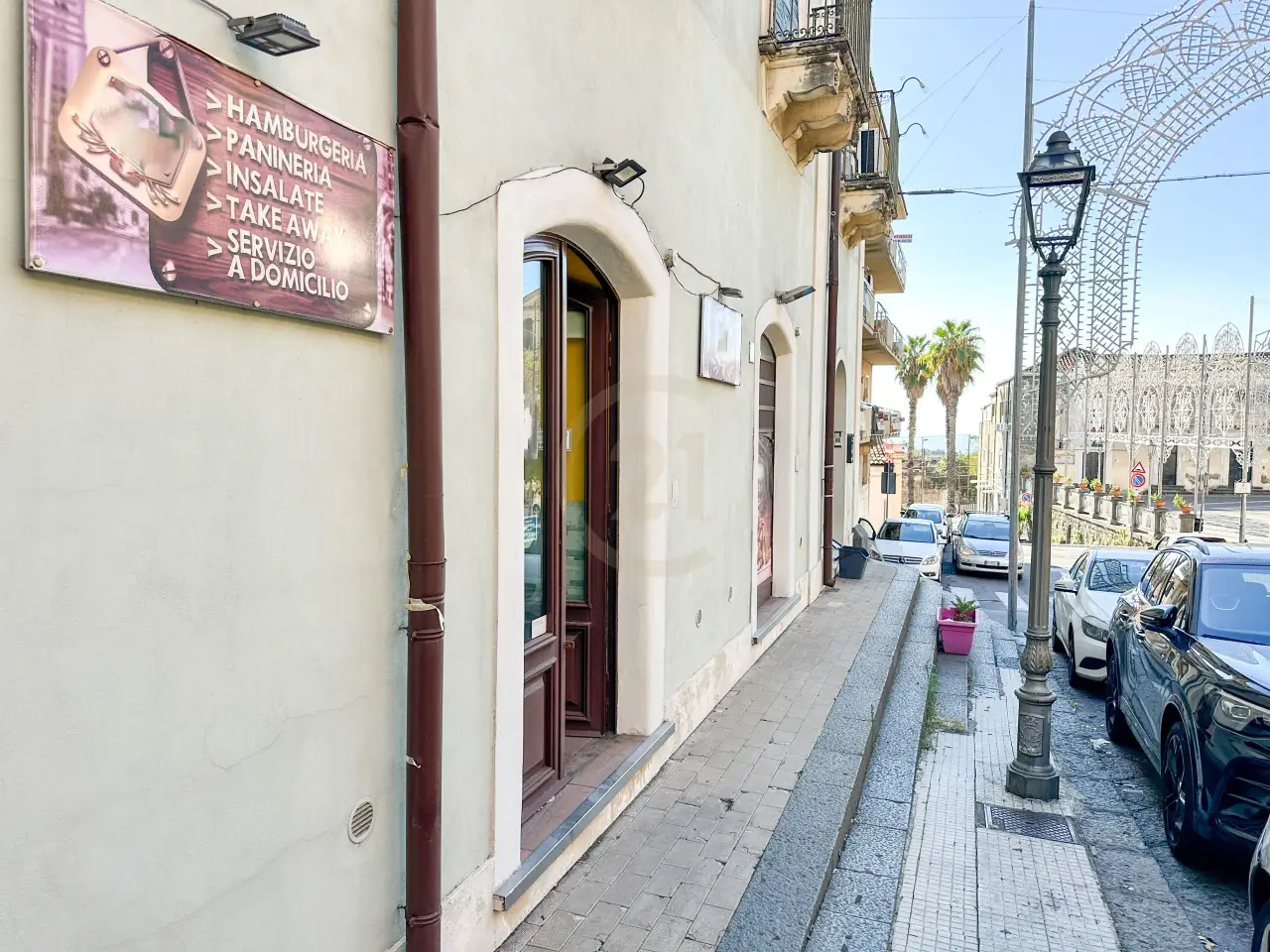Palazzina commerciale in Via Matrice 26, Aci Catena, {3} - Foto 1