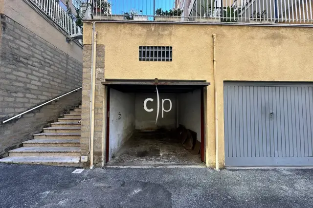 insertion image