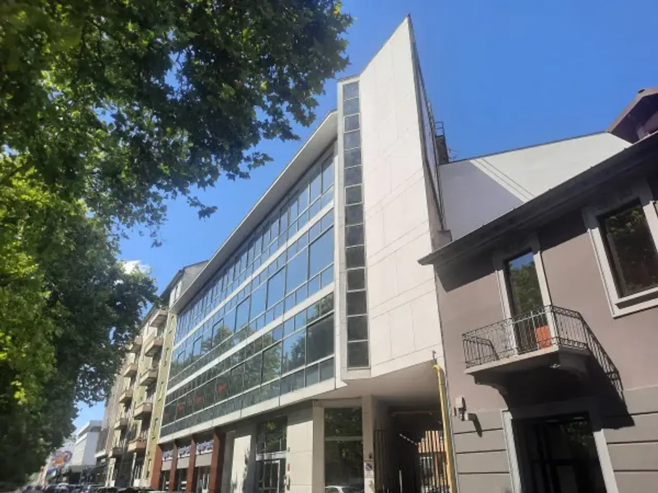 Ufficio in Viale Certosa 138, Milano, {3} - Foto 1