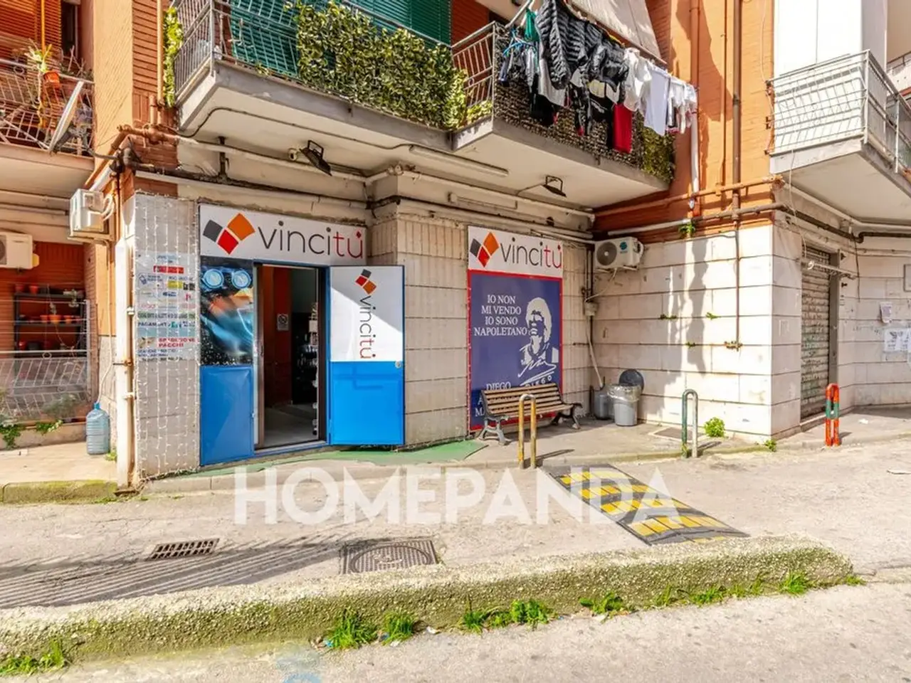 Negozio in Via Monte Faito 41, Napoli, {3} - Foto 2