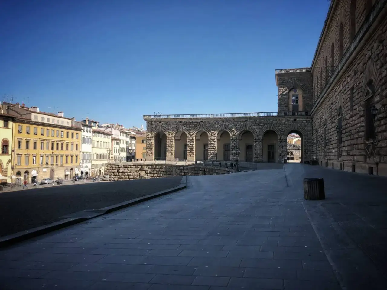 Negozio in Via dei Guicciardini 15, Firenze, {3} - Foto 1