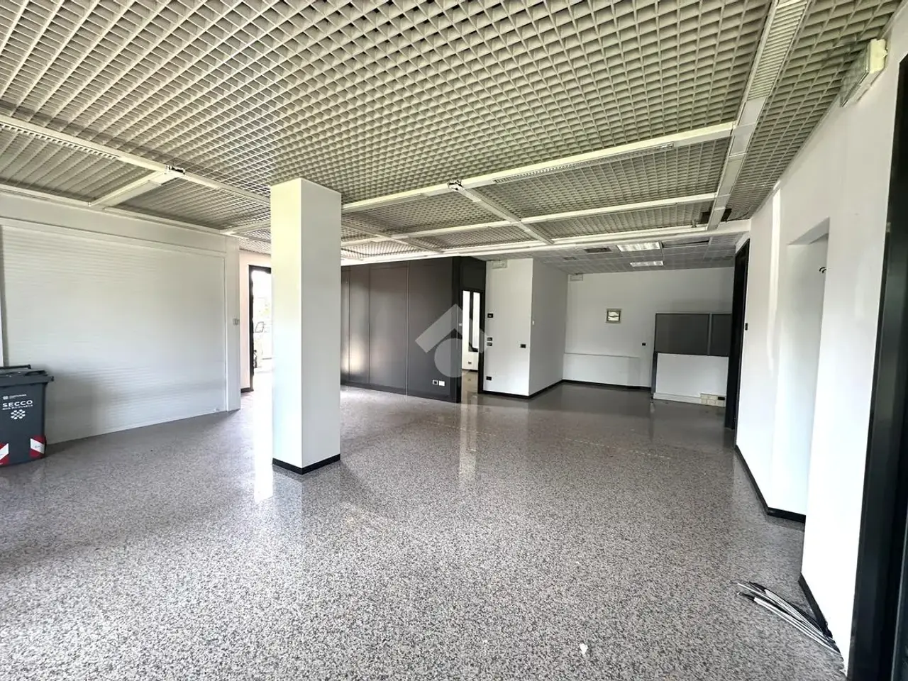 Ufficio in Via Brenta 8, Castelfranco Veneto, {3} - Foto 1