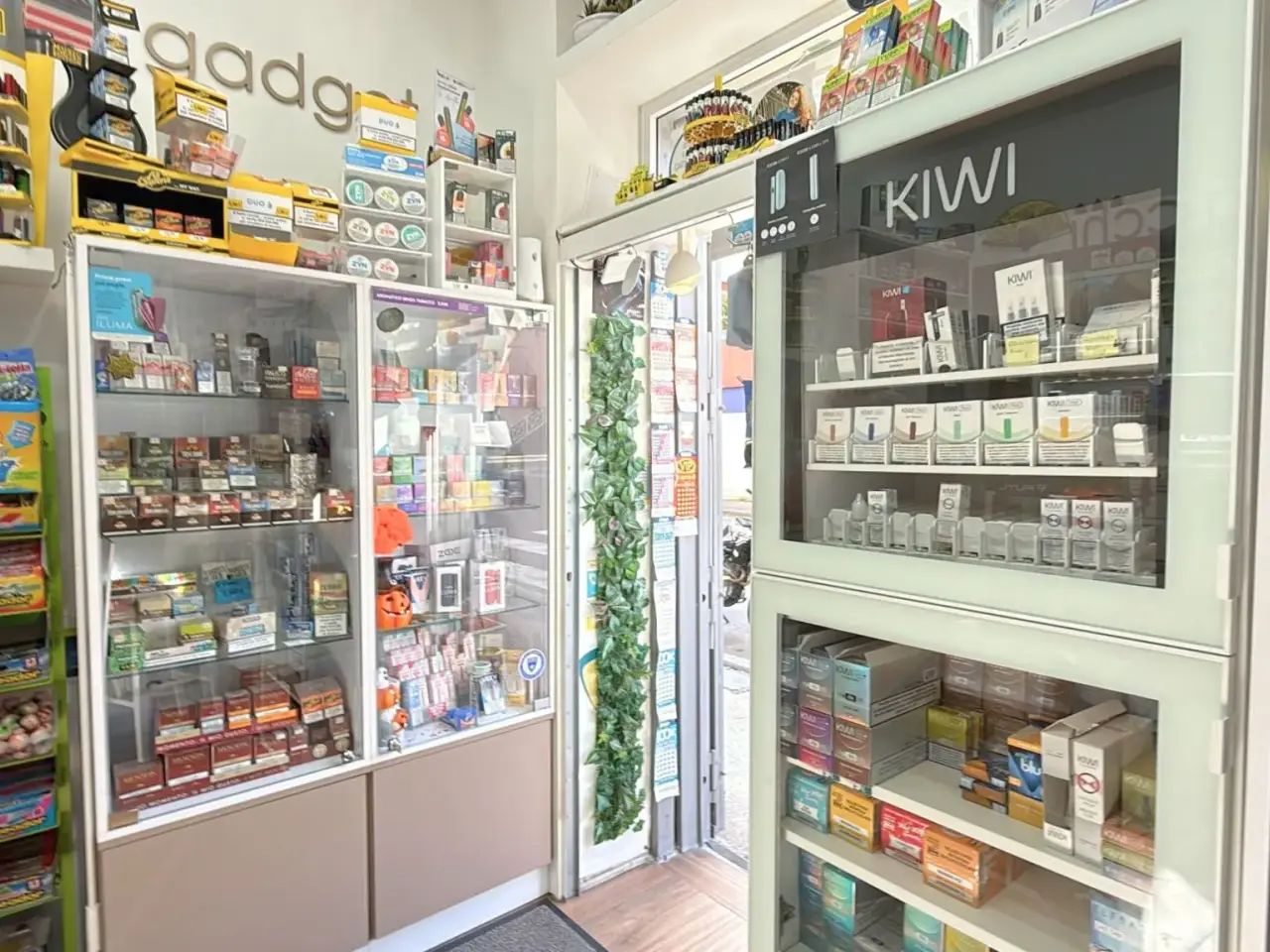 Negozio in Viale Colli Aminei, Napoli, {3} - Foto 1
