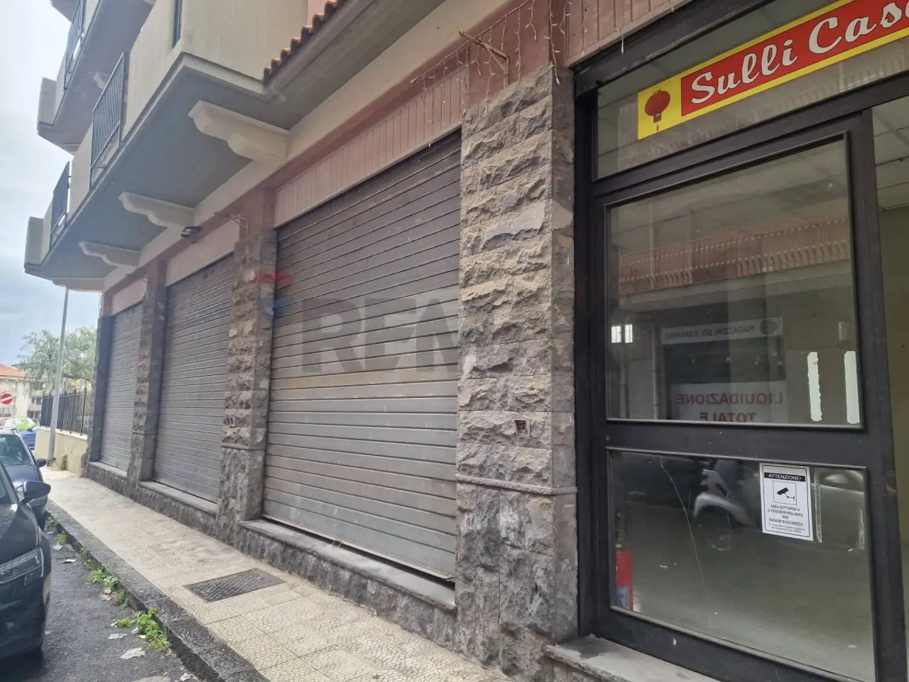 Negozio in Via Pacinotti 54, Acireale, {3} - Foto 1