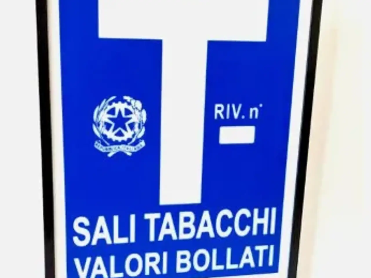 Tabaccheria in Strada dell'Orsina 14, Piacenza, {3} - Foto 1